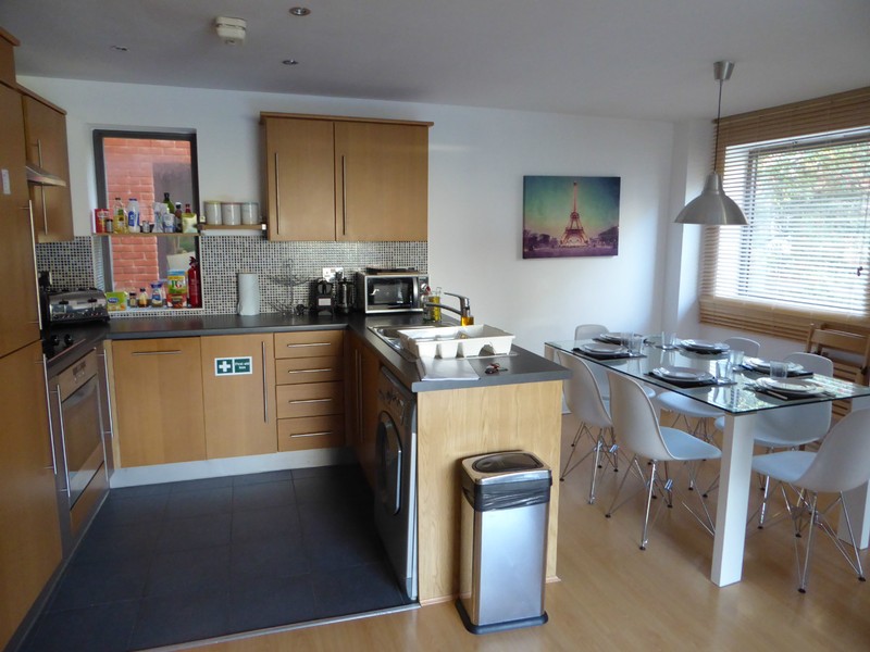 The spacious kitchen and dining room came in handy in our London flat